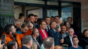 Olgun Atila'dan Miting Gibi Adaylık Açıklaması 