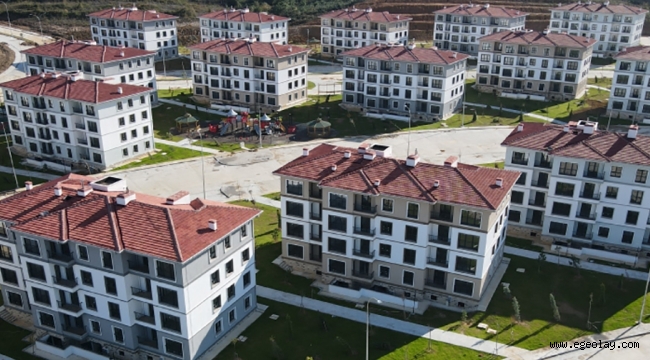 İzmir genelinde 2023 yılında 65 bin 465 konut satıldı
