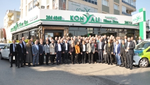 AK Parti Adayı Tunç: Karabağlar'ın sorunlarının çözümünü biliyoruz 