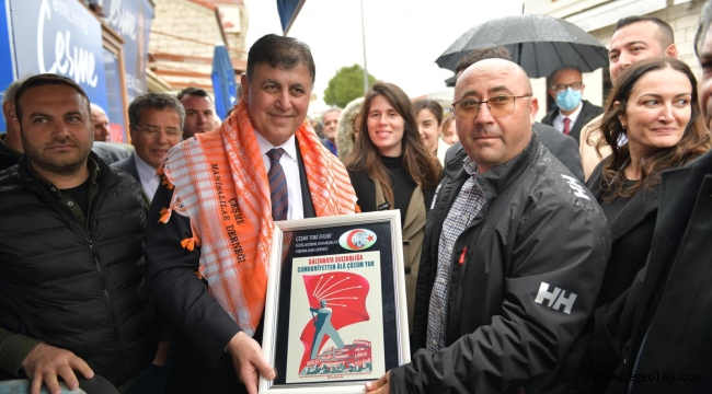 Başkan Tugay: İzmir gurur duyulan örnek şehirlerden biri olacak