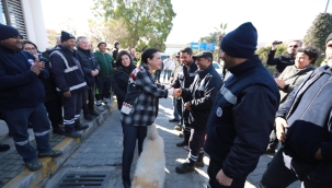 Belediye Emekçileri Filiz Başkan'ı Alkışlarla Karşıladı 