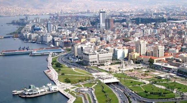 İzmir'de nüfus 4 milyon 479 bin 525 oldu 