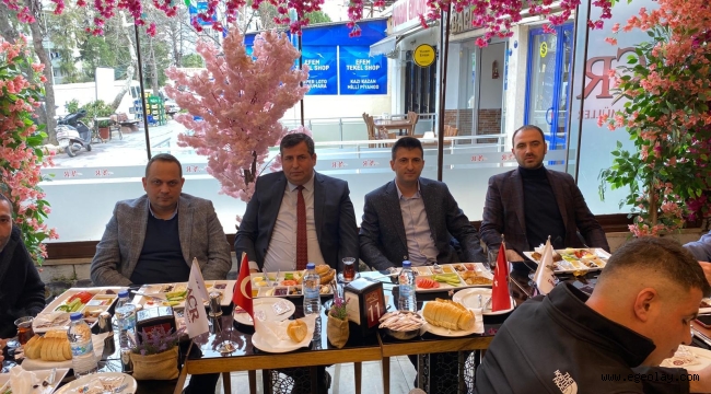 Mehmet Ali Çelebi'den Komando Marşıyla Sözleşmeli Er ve Erbaşlara Selam