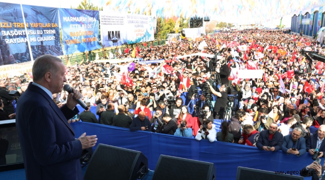 "Ülkemizi demokrasi ve kalkınma rotasından çıkarmadan hedeflerine doğru ilerletmeyi başardık" 