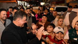 Başkan Tugay Ege Mahallesi sakinleriyle sahur yaptı 