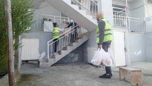 Bayraklı Belediyesinden 13 bin kişiye iftar paketi 