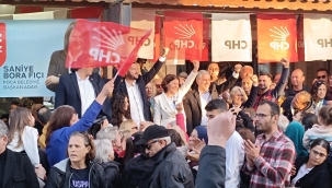 CHP Yeni Foça Seçim Bürosu'na Konvoylu Açılış