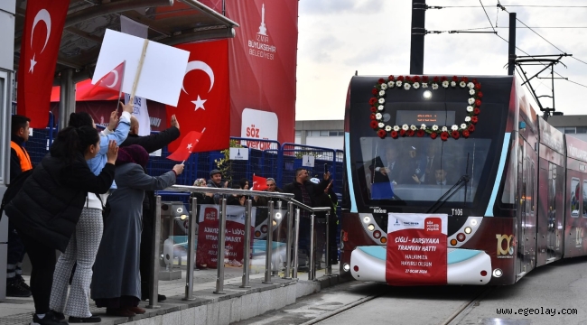 İzmir'in tramvay filosu büyüyor 