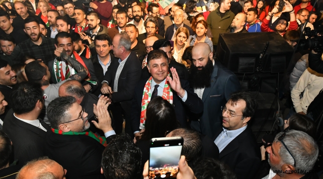 Karşıyaka stadı için miting yaptılar 
