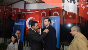 Memleket Partisi'den CHP'ye geçtiler... Rozetlerini İrfan Önal taktı 