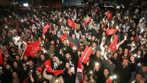 Ödemiş'te CHP'li Turan coşku seliyle geliyor "Gönülleri Kazana Kazana Geliyoruz"