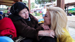 Şebnem Bursalı: "Engelli ve Yaşlı Vatandaşlarımızı Hayata Etkin Katılımlarını Sağlıyoruz"