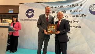 Tamer Osmanağaoğlu: Bir Belediye Başkanının Görevi Sadece Çöp Toplamak Değildir! 
