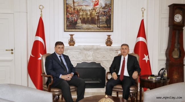 Başkan Cemil Tugay'dan İzmir Valisi Elban'a ziyaret 