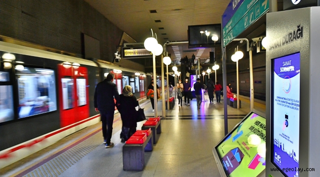 İzmir Metrosu ve Konak Tramvayı'na Maraton İzmir düzenlemesi 