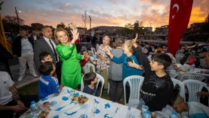 Konak Belediyesi'nden Kadir Gecesi'nde iftar ve sahur buluşması 