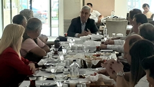 Bergama Belediye Başkanı Prof. Tanju Çelik'ten Kent Konseyi Hamlesi 