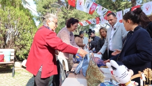 Bornova Belediyesi’nden anneler için “Hediyelik Eşya Günleri” 