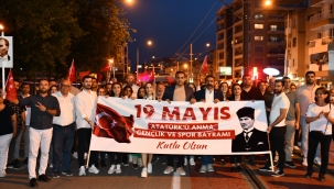  Çiğli Belediyesi 19 Mayıs'ı Coşkuyla Kutladı 