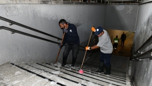 Çiğli’de Temizlik Seferberliği Sürüyor 