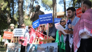 DEÜ'lü Öğrencilerden Filistin Dayanışması 