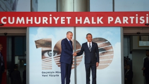 Cumhurbaşkanı Erdoğan Özgür Özel'e iadeiziyarette bulundu 