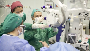 Türk göz doktorları cerrahide dünyaya örnek oluyor 