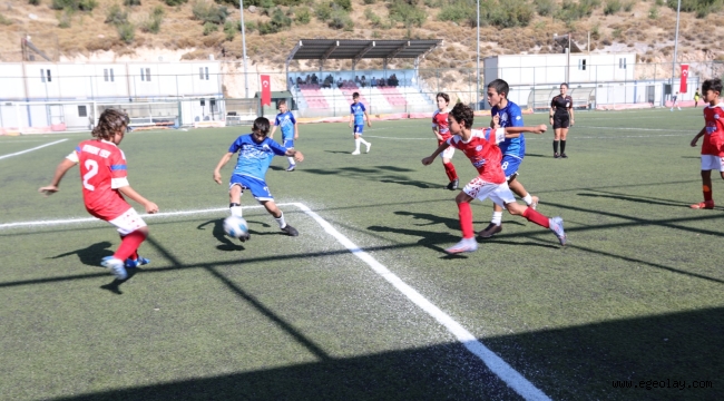 Bayraklı'da U-12 Cup Futbol Turnuvası heyecanı