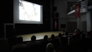 Bornovalılar Srebrenitsa Katliamı'nı unutmadı 