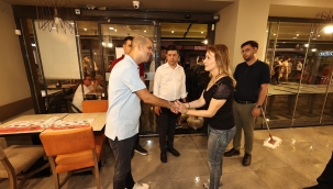 Konak'ta yara sarma mesaisi: Belediye ekipleri tüm imkanlarıyla sahada 