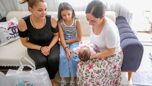 Bayraklı'ya 'Hoş geldin bebek' 