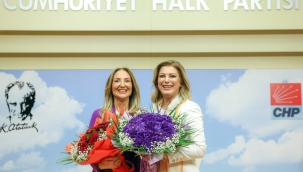 CHP Kadın Kolları Genel Başkanlığı Devir Teslim Töreni Gerçekleşti 
