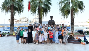 Çiğlili Kadın ve Çocuklar Denizle Buluştu 