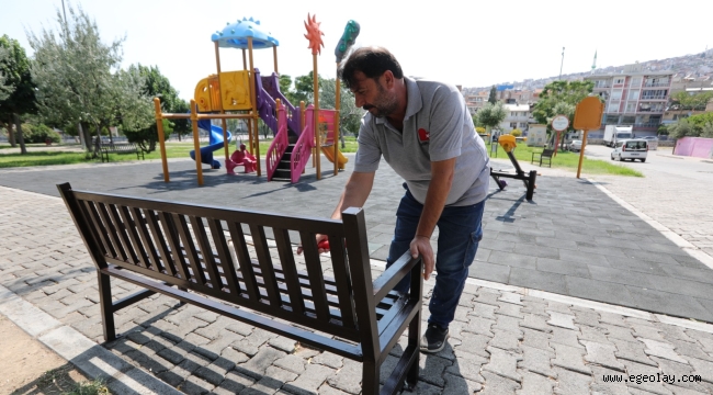 Bayraklı'da parklar yenileniyor