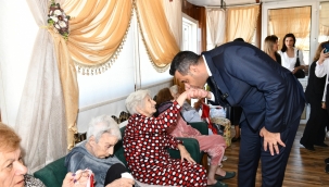 Başkan Yıldız Bilgelik Dolu Çınarlarla bir araya geldi 