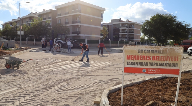 Menderes'te Yollar Yenileniyor