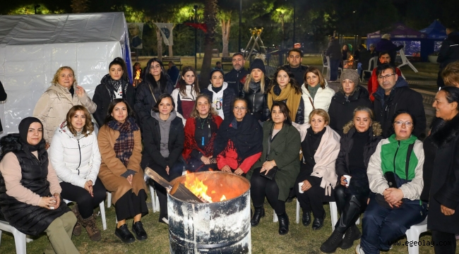 CHP Kadın Kollarından Şiddete Karşı 24 Saatlik Nöbet 