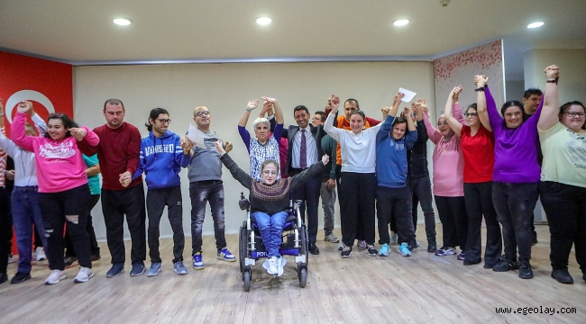 Bayraklı'da Dünya Engelliler Günü kutlandı