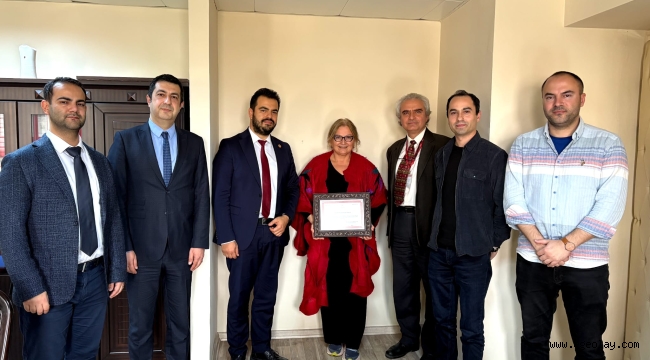 İzmir'e "Sağlığı Geliştiren Belediye" unvanı