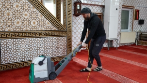 Balçova'da camiler Ramazan'a hazır 