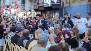  Bayraklı'da iftar sofraları ve Ramazan şenlikleri 