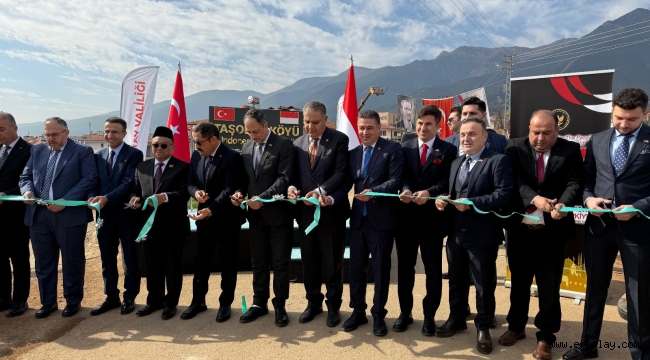 Türkiye Endonezya Dostluk Derneği'nden Hatay'a 37 Konut