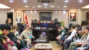 Başkan Görkem Duman, Bucalı çocukları makamında ağırladı 