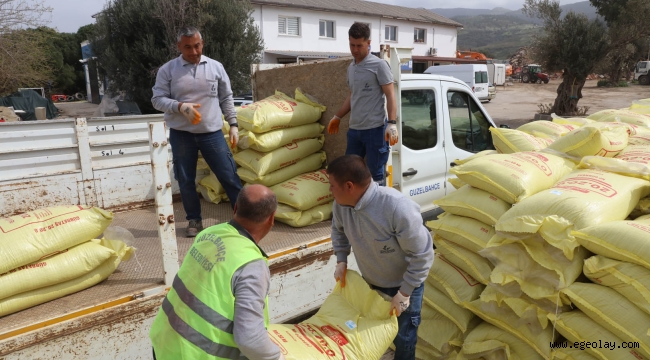 Güzelbahçe Belediyesi'nden Çiftçiye Desteğe Devan