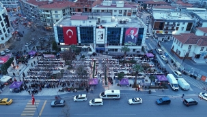 Menderes'te Binler İftar Sofrasında Buluştu 