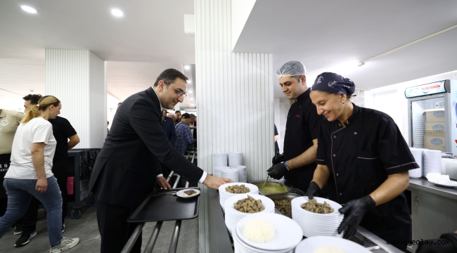 Balçova Kent Lokantası ve Bal Kafe hizmete girdi