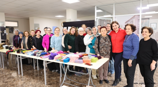 Bayraklı Belediyesinden huzurevi sakinlerine 750 adet battaniye 