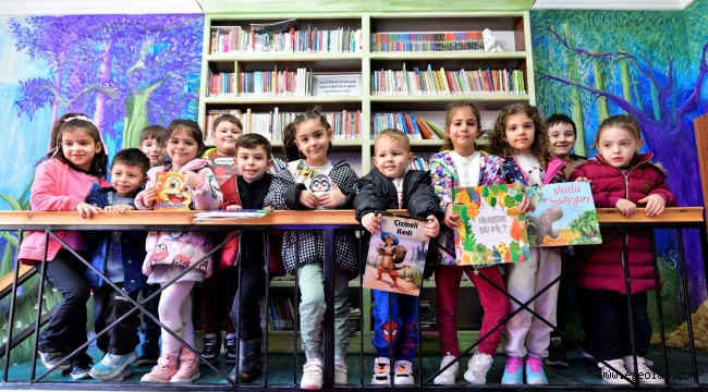 Bornova'da kitaplarla dolu renkli bir gün