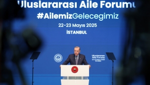 "Aileyi korumak toplumu yaşatmaktır, aileyi büyütmek geleceği inşa etmektir" 