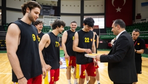 Başkan Eşki'den Göztepe'ye moral ziyareti 